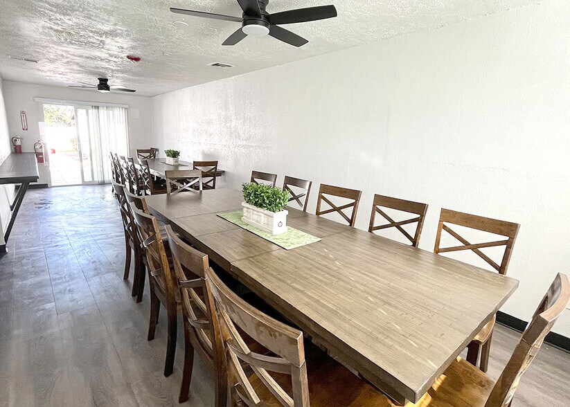 More Photos Of 6628-6632 S 22nd St, Phoenix Assisted Living For Lease