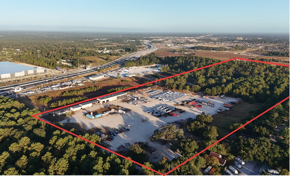 Primary Photo Of 12814 Boudreaux Rd, Tomball Manufacturing For Lease