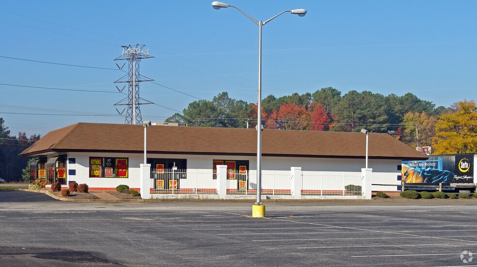 More Photos Of 4340 George Washington Mem Hwy, Yorktown Freestanding For Sale