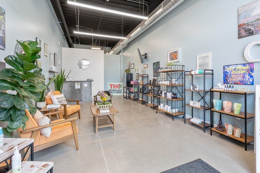 More Photos Of 100 E 2nd St, Cedar Falls Apartments For Lease