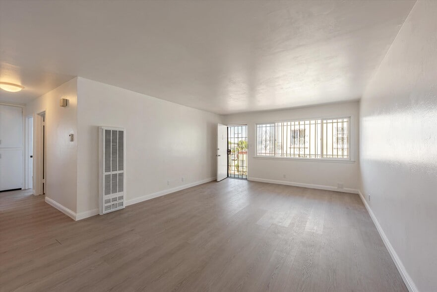 More Photos Of 3404 School St, Oakland Apartments For Sale