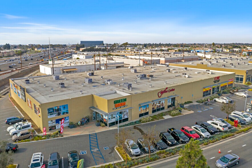 More Photos Of 18349-18375 Euclid St, Fountain Valley Storefront For Lease