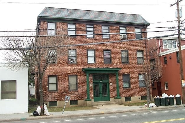 More Photos Of 203 Willis Ave, Mineola Apartments For Sale