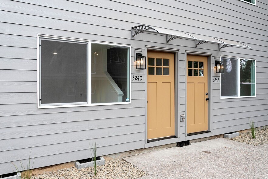 More Photos Of 3254 SE 90th Pl, Portland Apartments For Sale