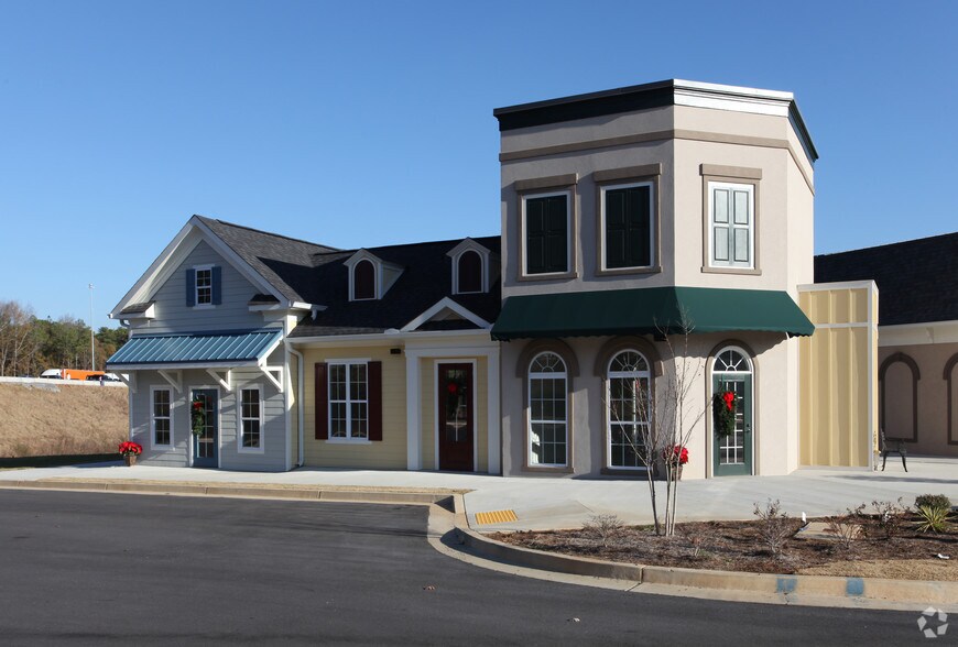 Primary Photo Of 1065 Olde Towne Morrow Rd, Forest Park General Retail For Lease