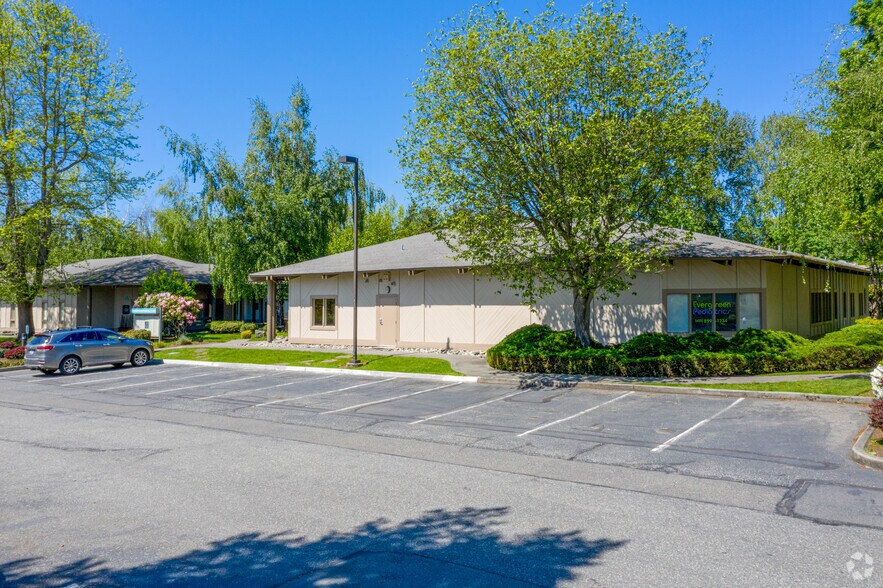 More Photos Of 12911 120th Ave NE, Kirkland Medical For Lease