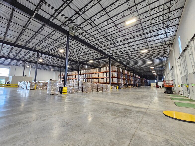 More Photos Of 6305 Ronald Reagan, Madison Warehouse For Lease
