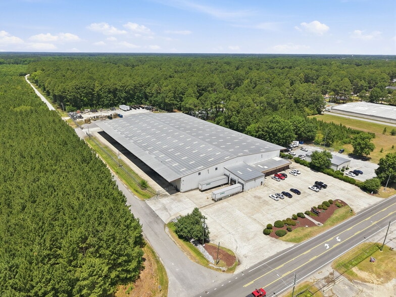 More Photos Of 1526 S Brightleaf Blvd, Smithfield Warehouse For Lease