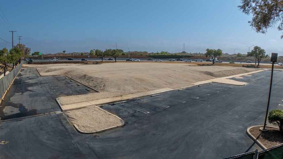 More Photos Of 17101 Bushard St, Fountain Valley Land For Lease