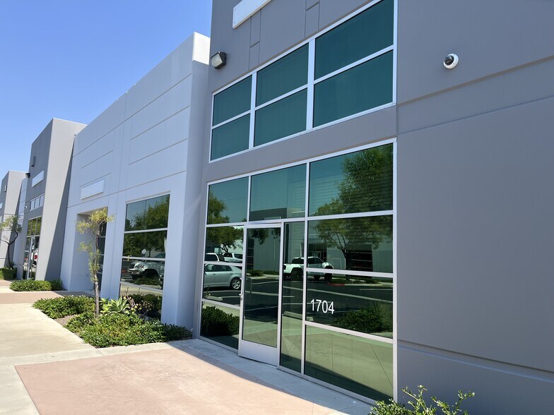 More Photos Of 1694-1704 Ord Way, Oceanside Warehouse For Sale
