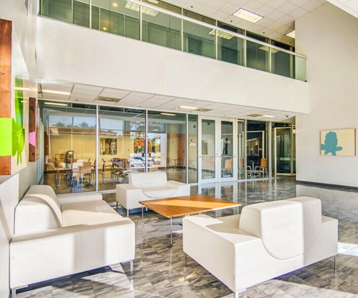 More Photos Of 2500 E T C Jester Blvd, Houston Office For Lease