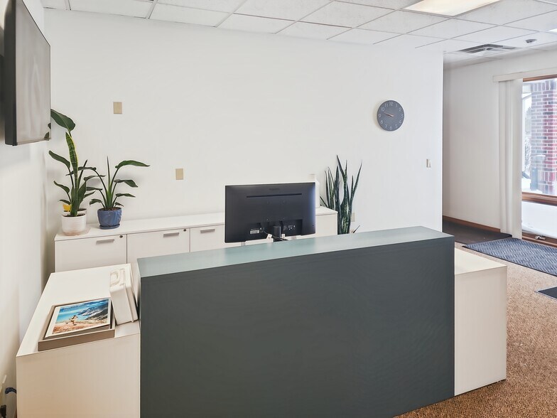 More Photos Of 2479 Woodlake Cir, Okemos Coworking Space