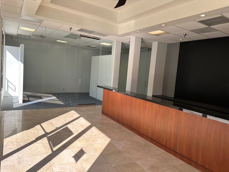 More Photos Of 72171 Highway 111, Palm Desert Storefront Retail Office For Sale