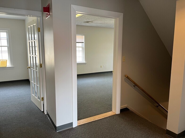 More Photos Of 41 Unquowa Pl, Fairfield Office For Lease