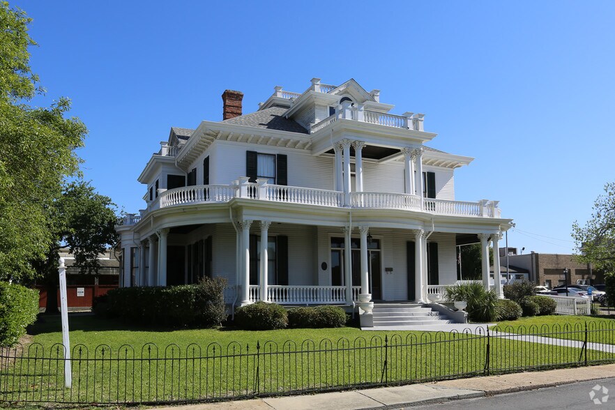 More Photos Of 770 Jackson St, Biloxi Lodge Meeting Hall For Sale