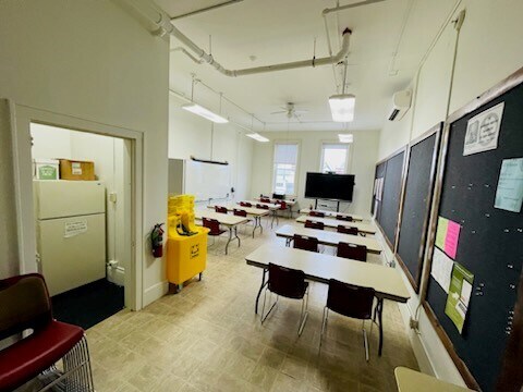 More Photos Of 10 Merchants Row, Middlebury Apartments For Lease