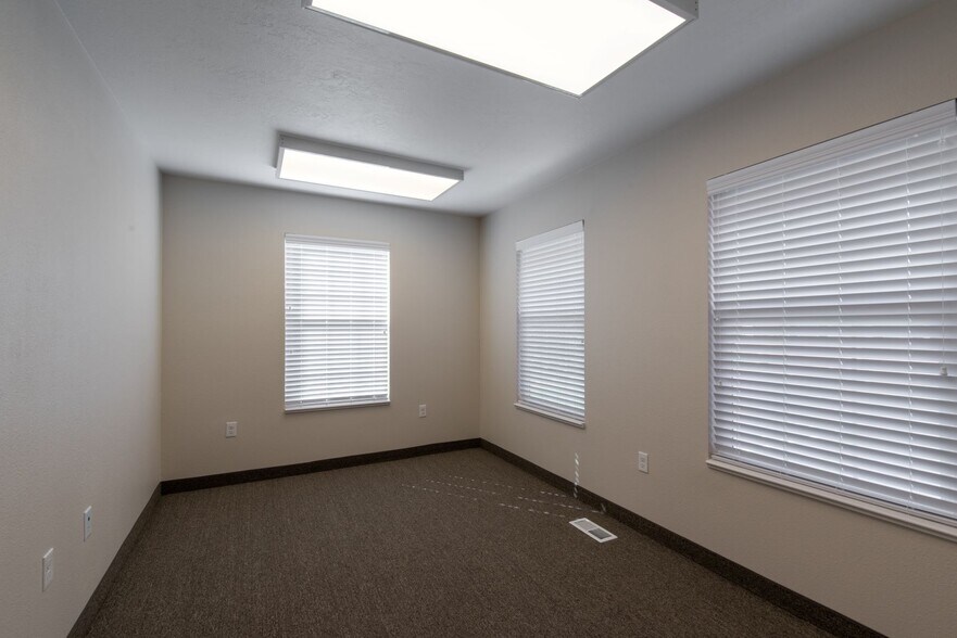 More Photos Of 1139-1143 S Orem Blvd, Orem Office For Lease
