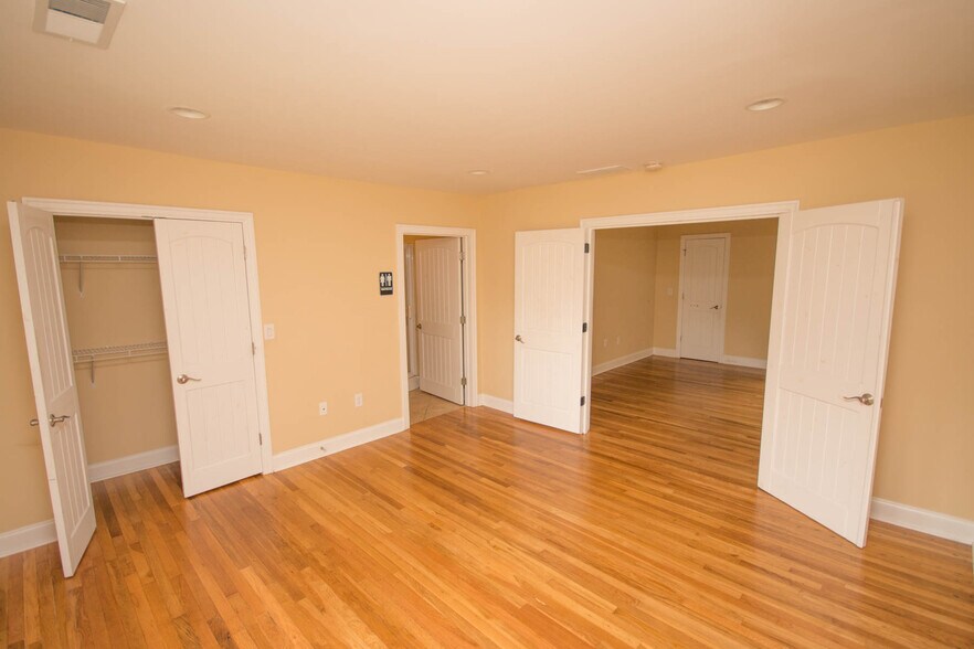 More Photos Of 2642 Loganville Hwy, Grayson Office Residential For Sale