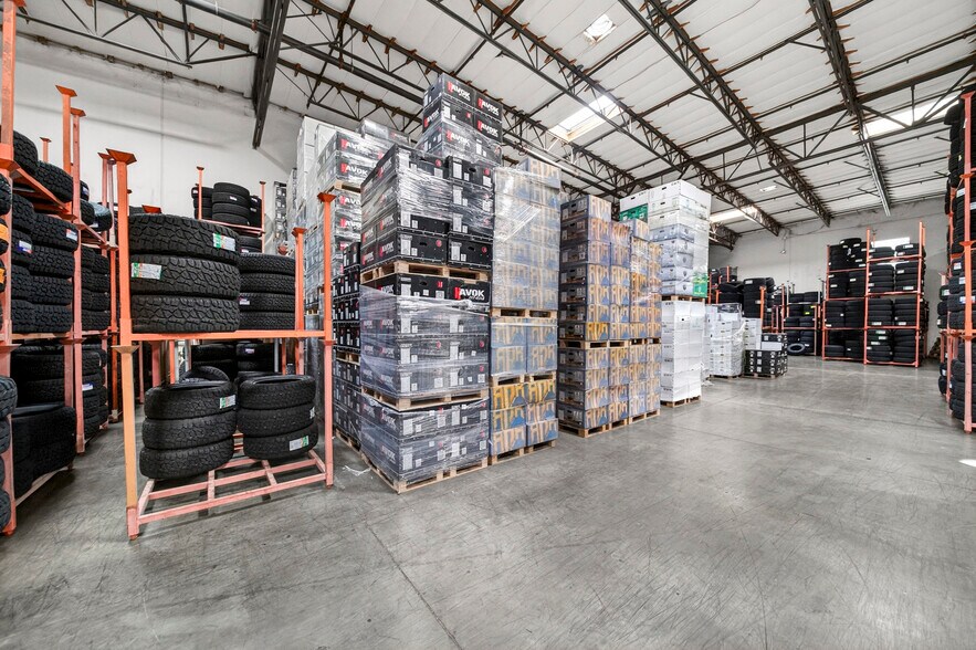 More Photos Of 13875 Live Oak Ave, Irwindale Warehouse For Sale