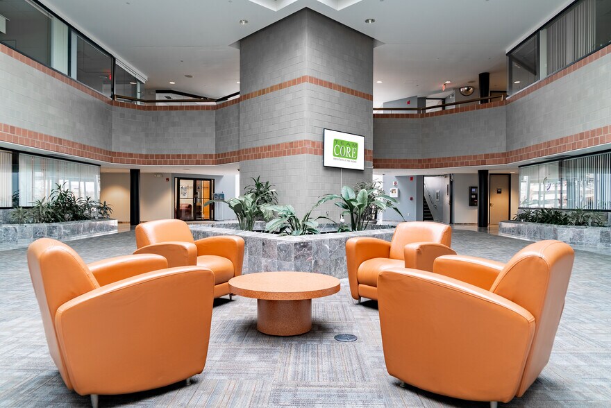 More Photos Of 691 N Squirrel Rd, Auburn Hills Office For Lease