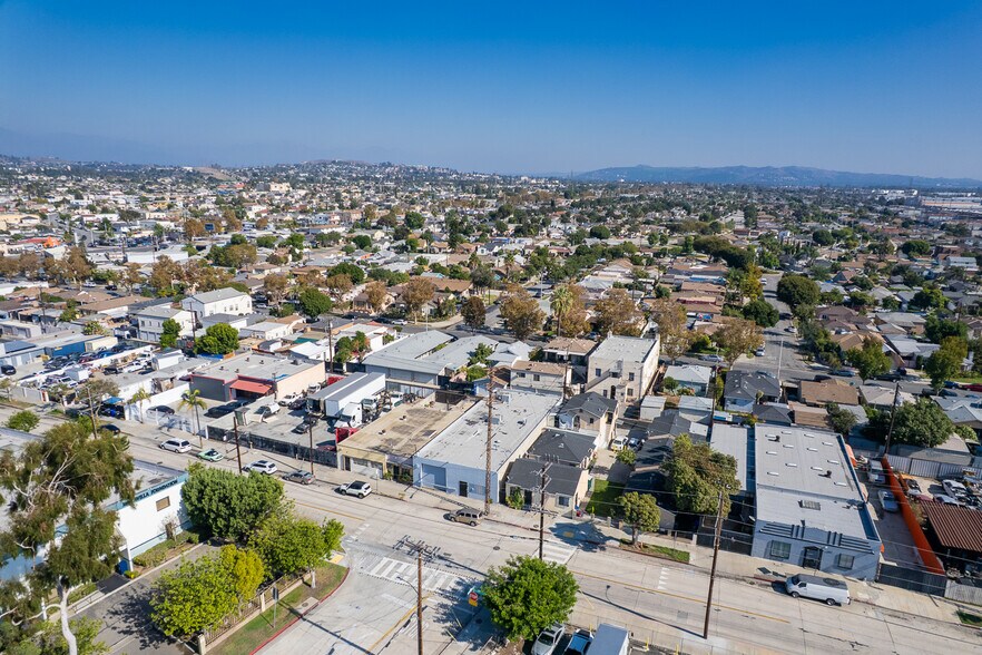 More Photos Of 1412 S Gerhart Ave, Commerce Warehouse For Sale