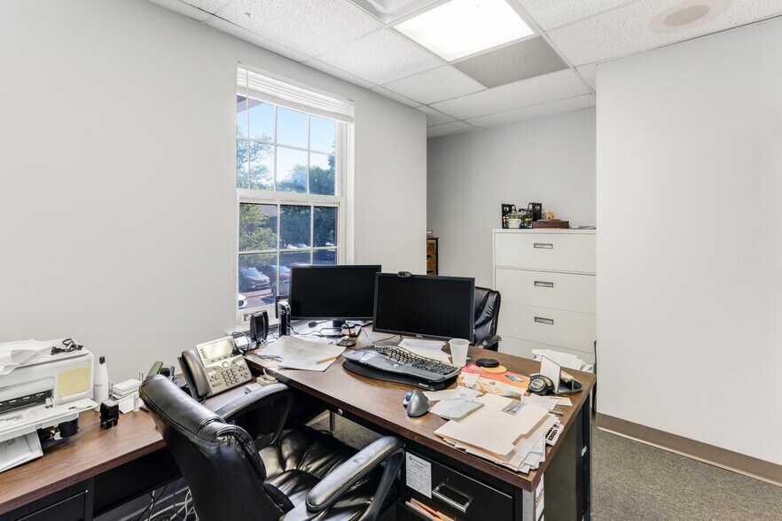 More Photos Of 168 Franklin Corner Rd, Lawrenceville Medical For Sale