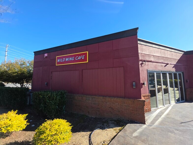 More Photos Of 1940 Cinema Dr, Rock Hill Restaurant For Lease