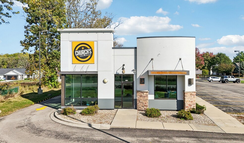 Primary Photo Of 1324 Nygaard St, Stoughton General Retail For Sale