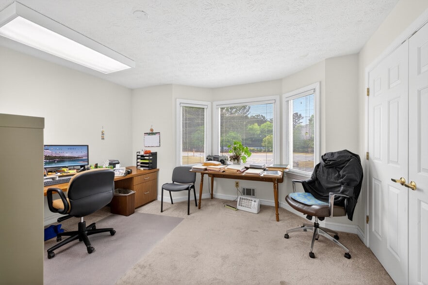 More Photos Of 2940 Rosebud Rd, Loganville Office For Sale
