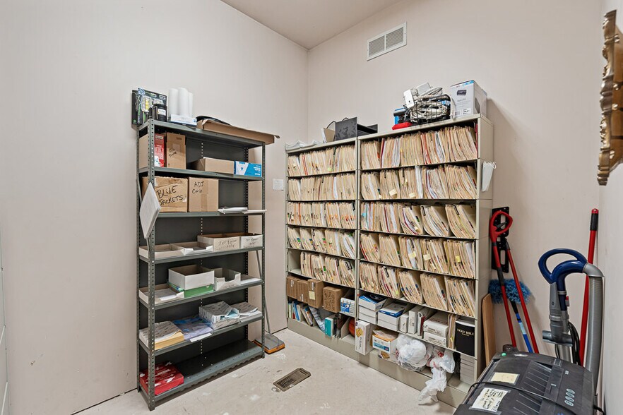More Photos Of 15195 Allen Rd, Southgate Rehabilitation Center For Sale