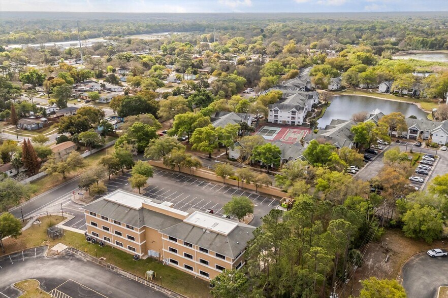 More Photos Of 1490 Sunshadow Dr, Casselberry Loft Creative Space For Lease