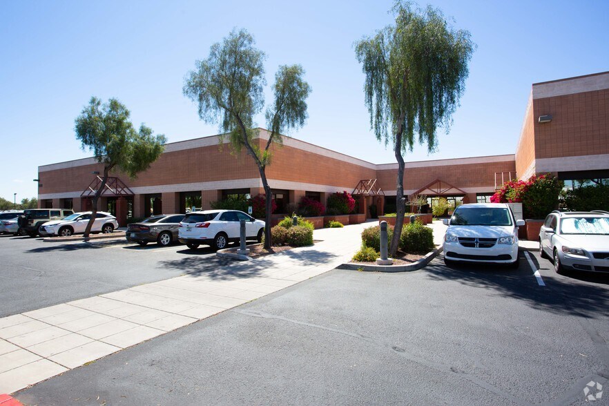 More Photos Of 9051 W Kelton Ln, Peoria Office For Lease