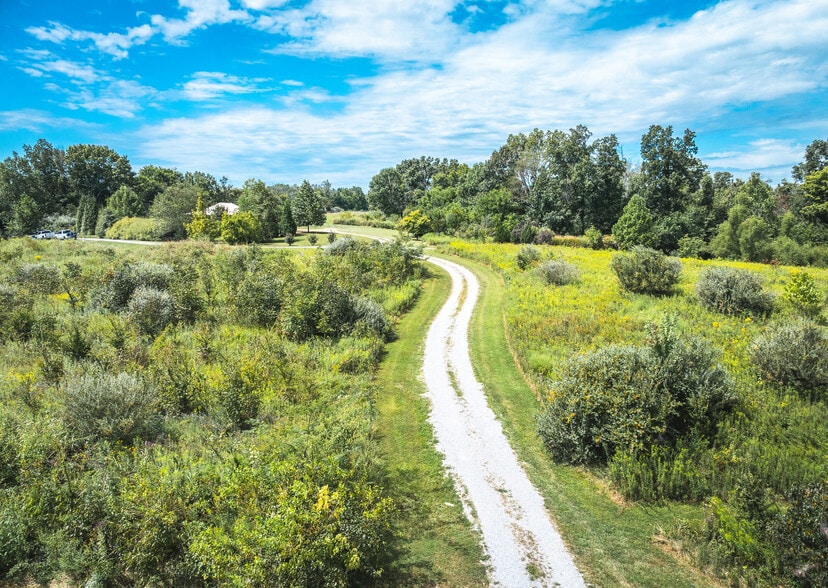 More Photos Of 295 Panthers Den Rd, Makanda Hotel For Sale