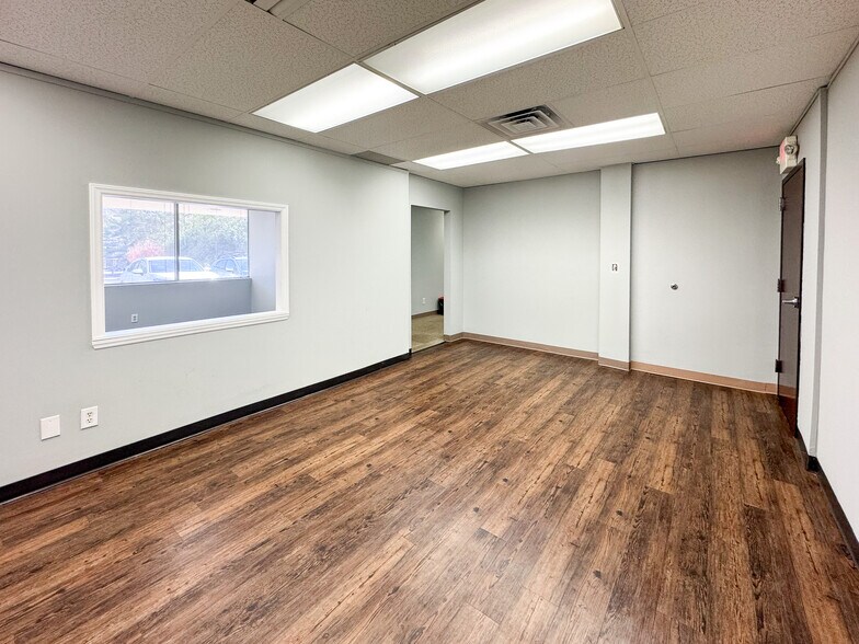 More Photos Of 3948 Browning Pl, Raleigh Office For Lease