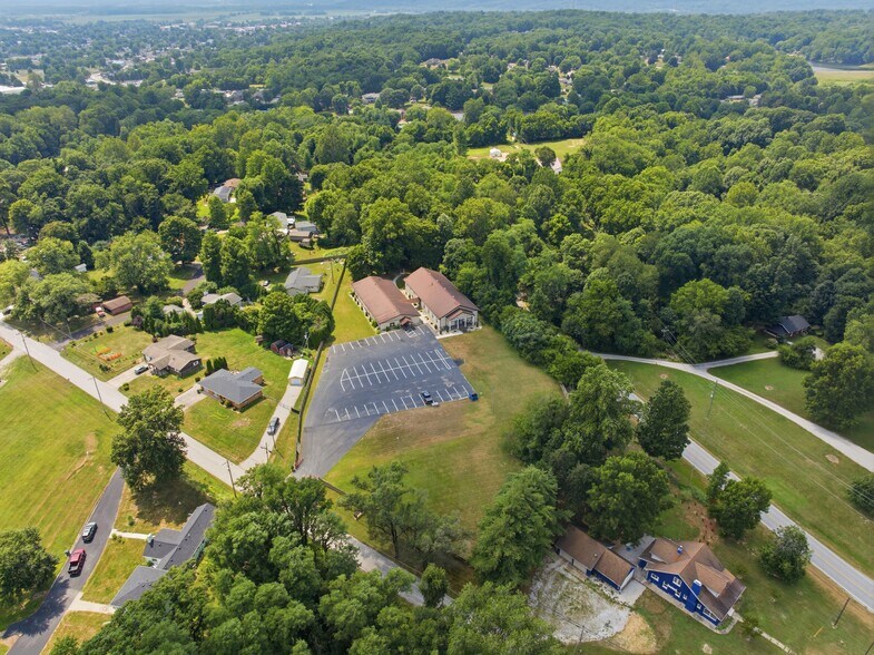 More Photos Of 532 N Kristi Rd, Martinsville Lodge Meeting Hall For Lease