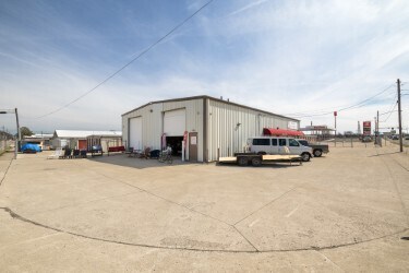 More Photos Of 622 N Trimble Rd, Mansfield Self Storage For Sale