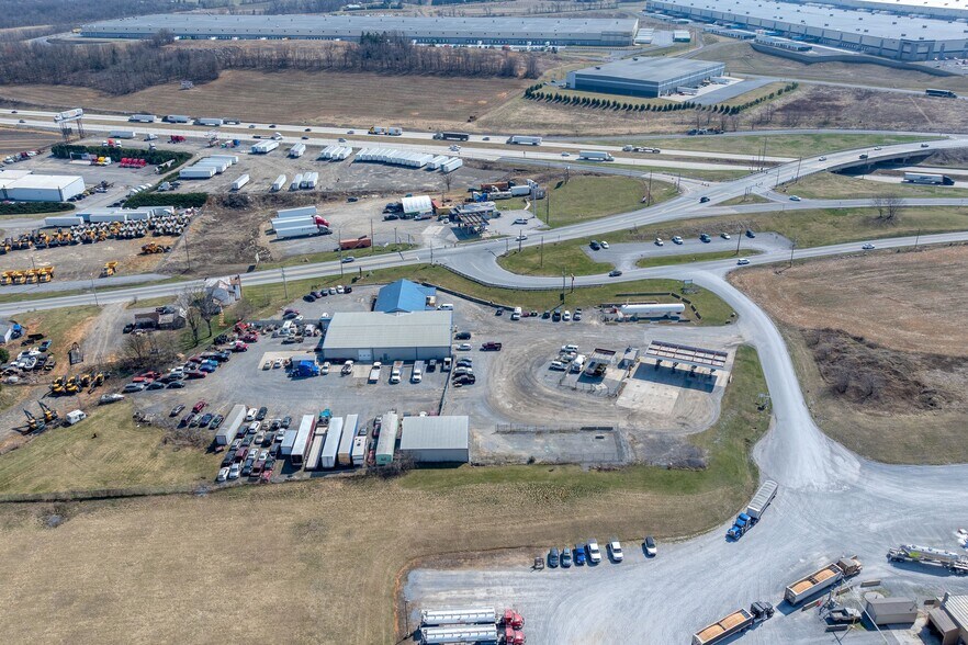 More Photos Of 1120 Mount Rock Rd, Shippensburg Distribution For Sale