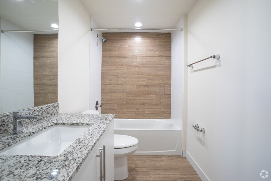 More Photos Of 961 SW 7th St, Miami Apartments For Lease