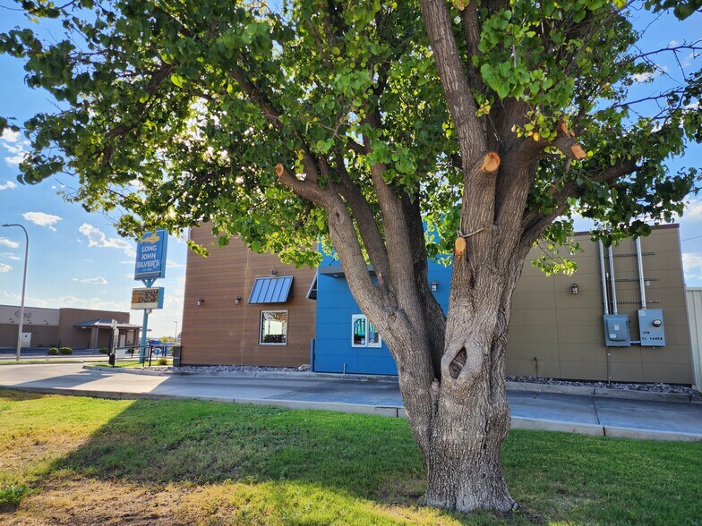 More Photos Of 1155 El Paseo Rd, Las Cruces Fast Food For Sale