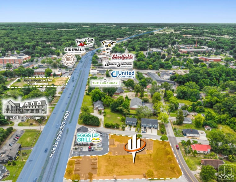 More Photos Of 305 N Main St, Simpsonville Storefront For Lease