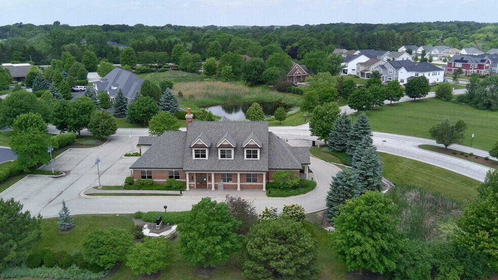 More Photos Of 10 Landover Pky, Hawthorn Woods Medical For Sale