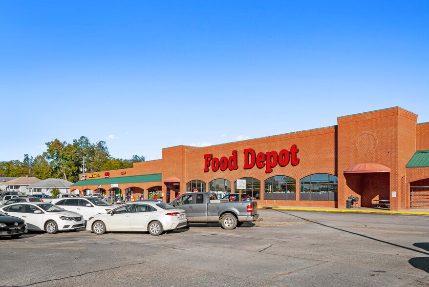 More Photos Of 900 Hogansville Rd, Lagrange Unknown For Lease