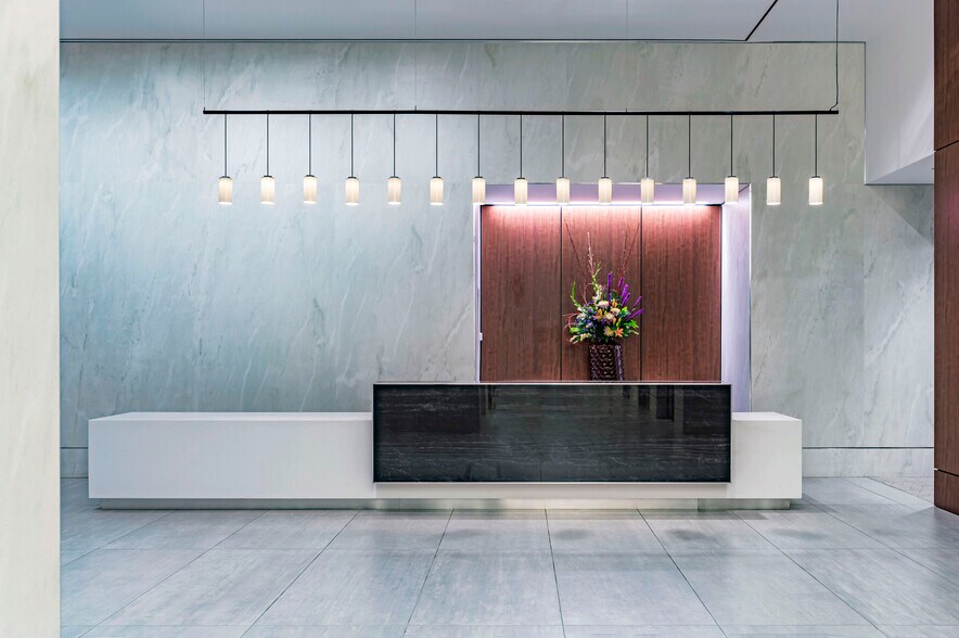 More Photos Of 3340 Peachtree Rd NE, Atlanta Office For Lease