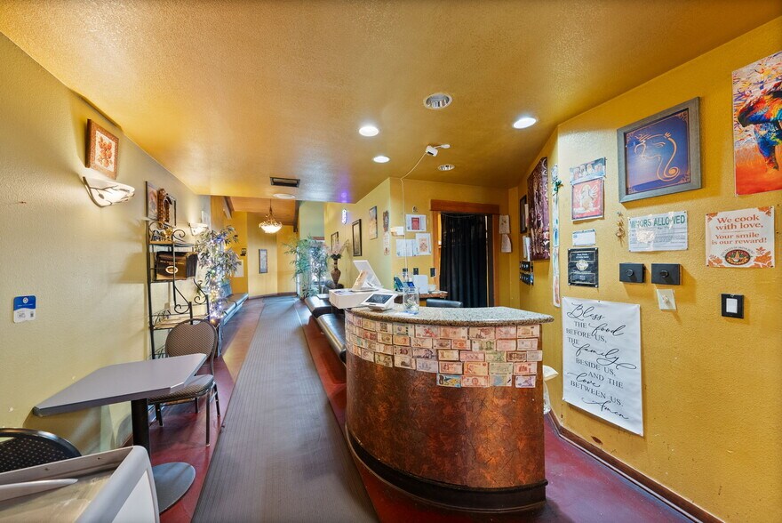 More Photos Of 3105 NE O. B. Riley Rd, Bend Hotel For Sale