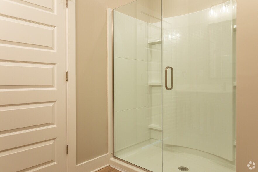 More Photos Of 222 S Main St, Mooresville Apartments For Lease