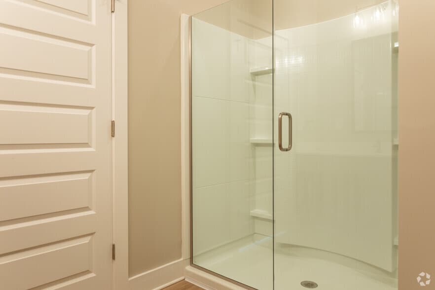 More Photos Of 222 S Main St, Mooresville Apartments For Lease