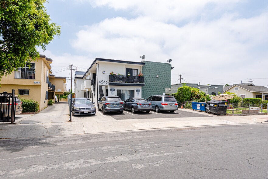 Primary Photo Of 4546 W 17th St, Los Angeles Apartments For Sale