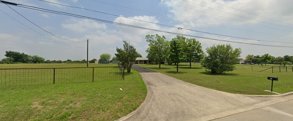 More Photos Of 401 Patriot Way, Georgetown Specialty For Lease