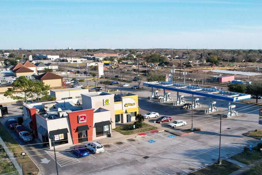 More Photos Of 12680 Beechnut St, Houston General Retail For Sale