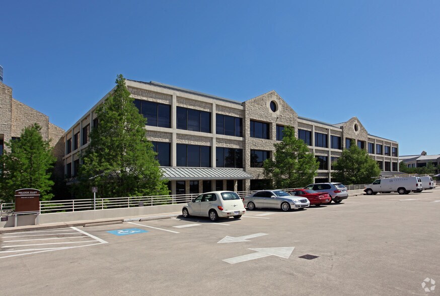 More Photos Of 5000 Riverside Dr, Irving Coworking Space